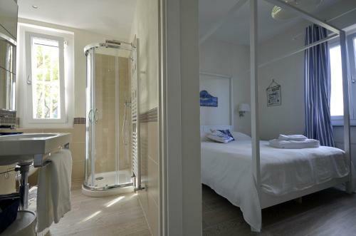 Hostal Villa Porto Sul Magra