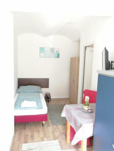 Hostal Apartmenthaus Beim Lkh Graz