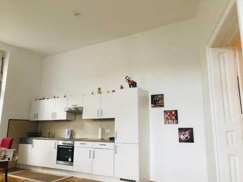 Lilian�s Royal Apartment
