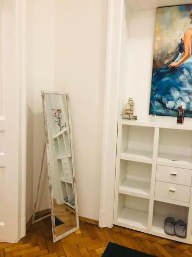 Lilian�s Royal Apartment