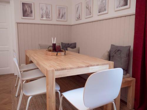 Apartamento Red Flat?enchanting-beside Kf Uni?free Parking