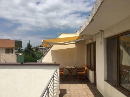 Beautiful Sea View Apartment First Line