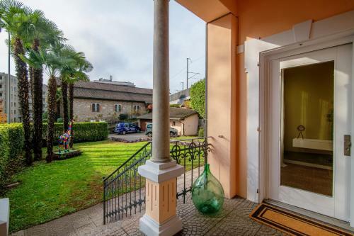 Villa Maraini Lake View - Sauna & Jacuzzi