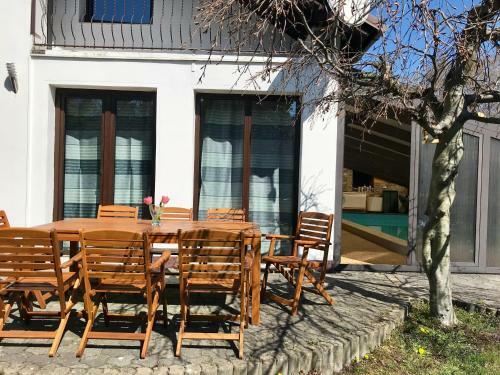 Villa Chalupa S Vnit?n�m Baz�nem