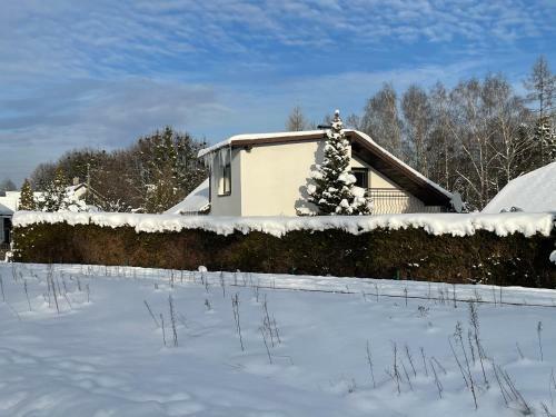 Villa Chalupa S Vnit?n�m Baz�nem