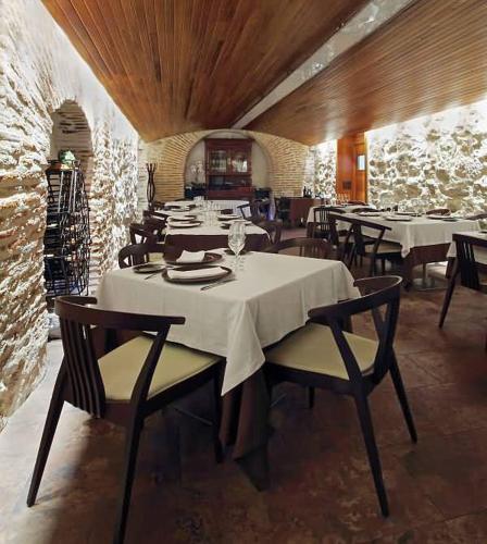 Hostal Posada Real Los Cinco Linajes