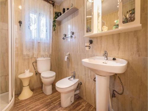 Holiday Home C/ronda Del Paradis