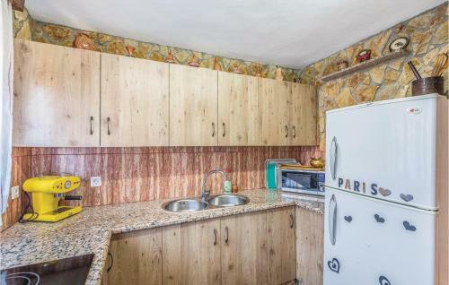 Holiday Home C/ronda Del Paradis