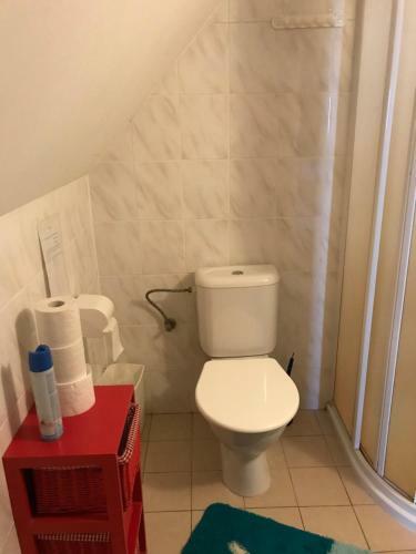 Roubenka Na Polosamot? U Lesa