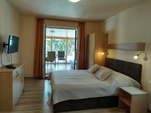 Apartm� Na Pl�?i