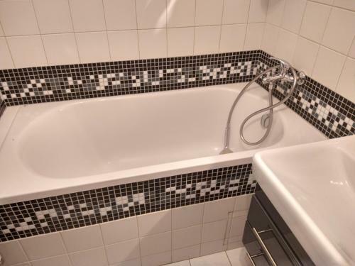 Apartamento Velk� Byt V Centru Frymburku, Large Flat In Center