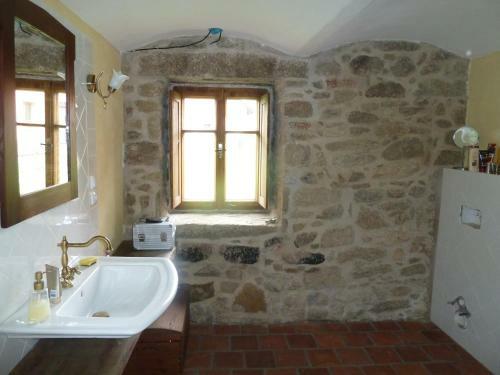 Old Style Cottage