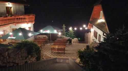 Hostal Penzion Bawaria