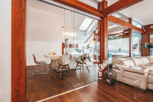Villa Orl� Hn�zdo 853