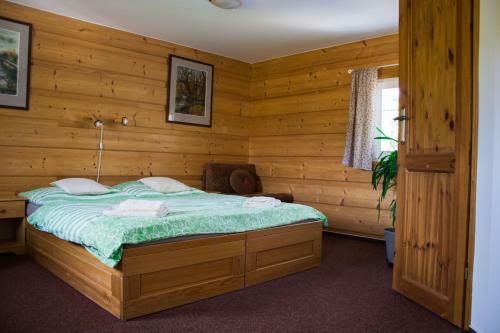 Hostal Horsk� Penzion ?ernava