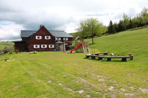 Hostal Horsk� Penzion ?ernava