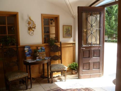 Hostal Cadore Haus