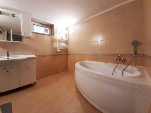 A Cozy Two Bedroom Apartment In Bad Abbach