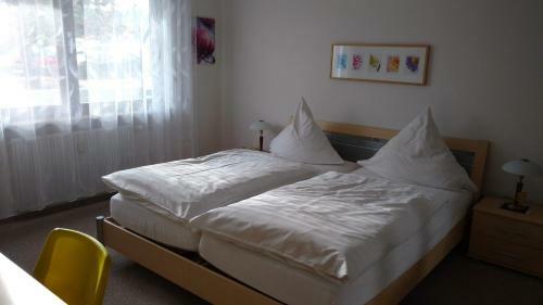Apartamento Haus Waldblick - Ferienwohnung Sonnenpl�tzchen, Bad Bergzabern