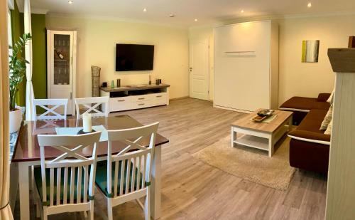 Apartamento Roosartige Ferien - Ferienwohnung Am Weiherturm