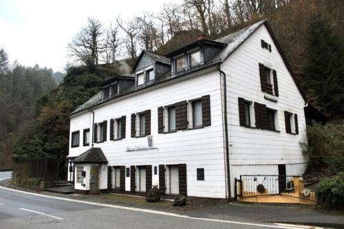 Hostal Pension Entersburg