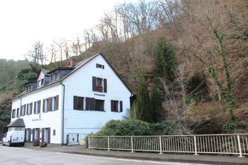Hostal Pension Entersburg