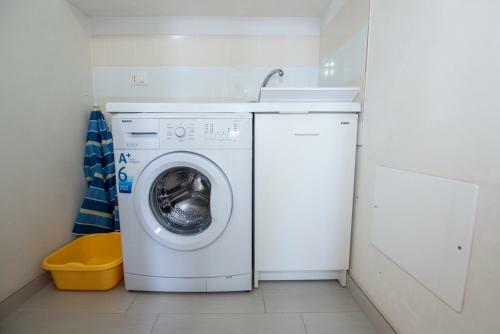 Apartamento Holiday Villa White