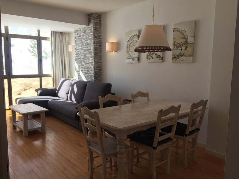 Apartamentos Pirineos