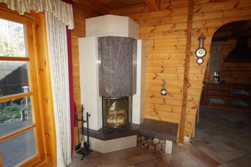 Waldhaus Eichh�rnchen
