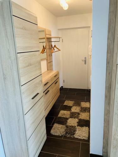 Drei Zimmer Apartment Am Rhein