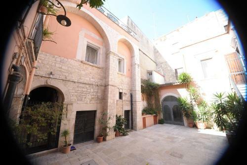 Hostal Saint Patrick Guest House