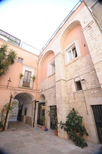 Hostal Saint Patrick Guest House