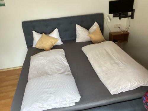 Hostal Hotel Und Pension Brunnenhof