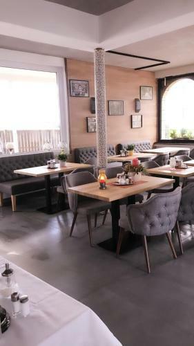 Hostal Hotel Und Pension Brunnenhof