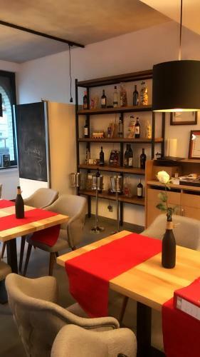 Hostal Hotel Und Pension Brunnenhof