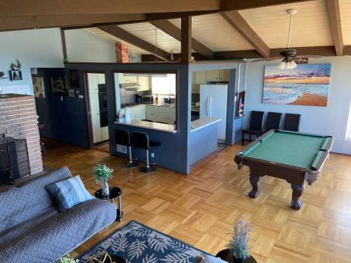 Hostal Million Oceanview 4 Beds / 2 Baths