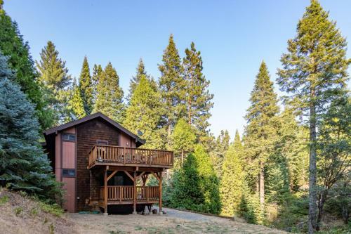 Yosemite Big Rock Cabin