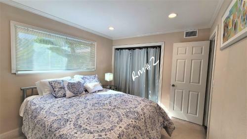 California Palm Tree Oasis - True Socal Experience