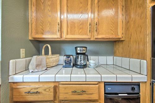 Cozy Groveland Townhome, Day Trip To Yosemite