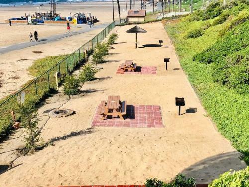 Apartamento 2br/2ba Condo On The Sand In Huntington Beach!