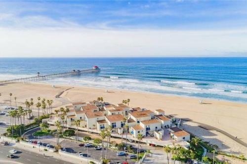 Apartamento 2br/2ba Condo On The Sand In Huntington Beach!