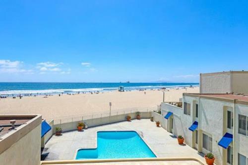 Apartamento 2br/2ba Condo On The Sand In Huntington Beach!