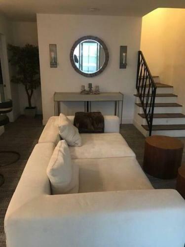 Apartamento 2br/2ba Condo On The Sand In Huntington Beach!