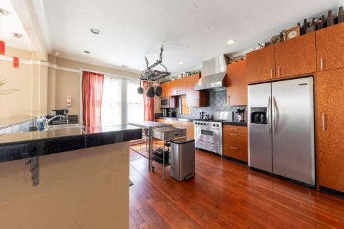 Apartamento Opulent Downtown Upstairs Loft
