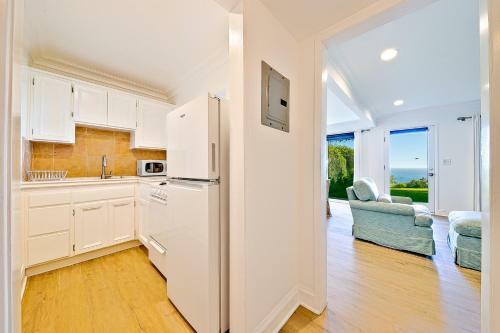 Pt Dume Bungalow I