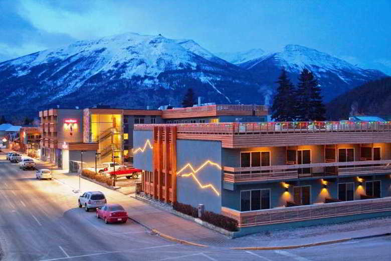 Hotel Amethyst Lodge