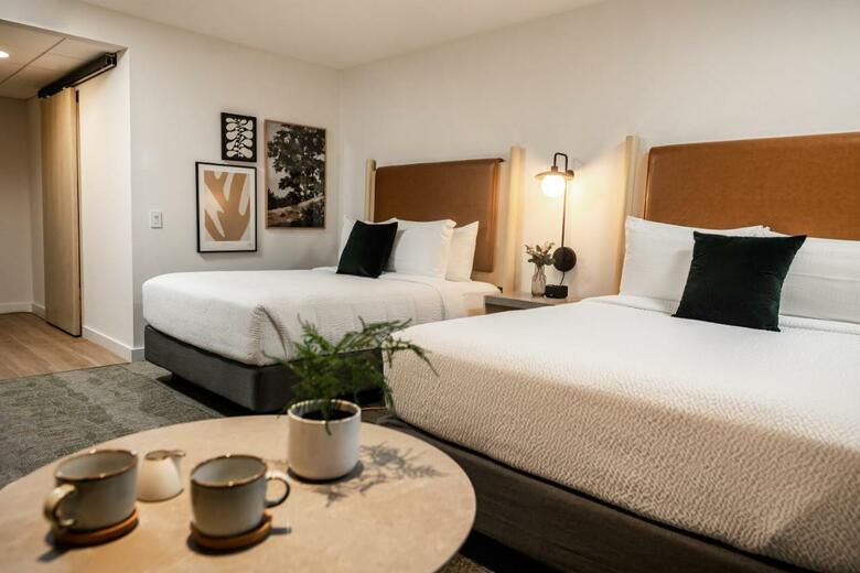Hotel Sawridge Inn And Conference Centre