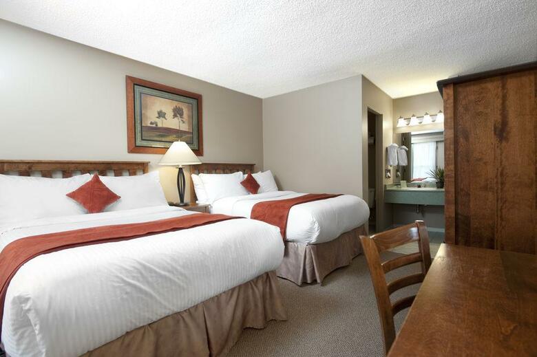 Hotel Tonquin Inn