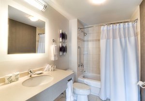 Hotel Marriott Springhill Suites Old Montreal