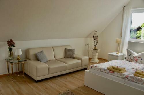 Hostal Karuna Haus